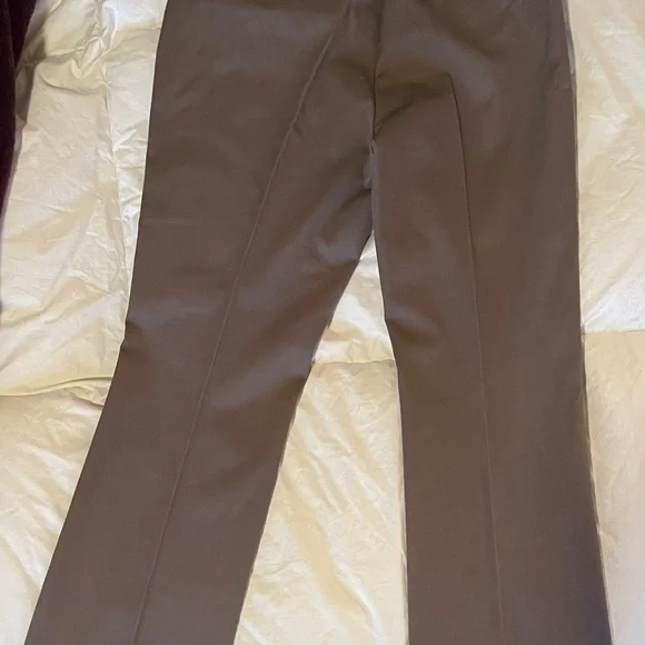 NWT Boden Woman’s Pants with flare leg - Picture 5 of 5